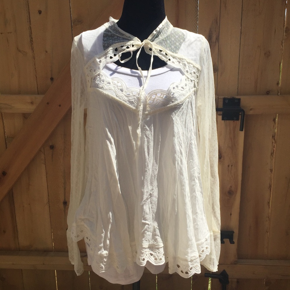 FREE PEOPLE baby doll top.
